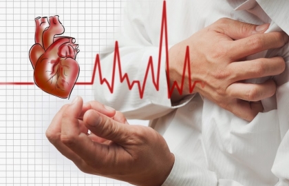 Khen thưởng các y bác sỹ bệnh viện đa khoa huyện Thạch Thất